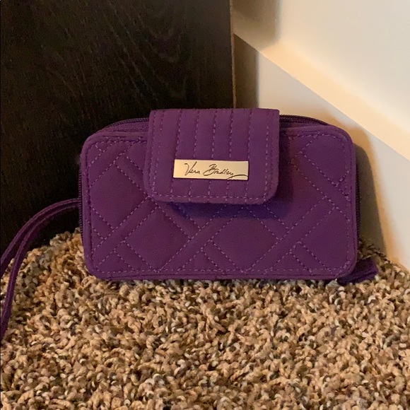 Vera Bradley cell phone wristlet - Picture 1 of 4